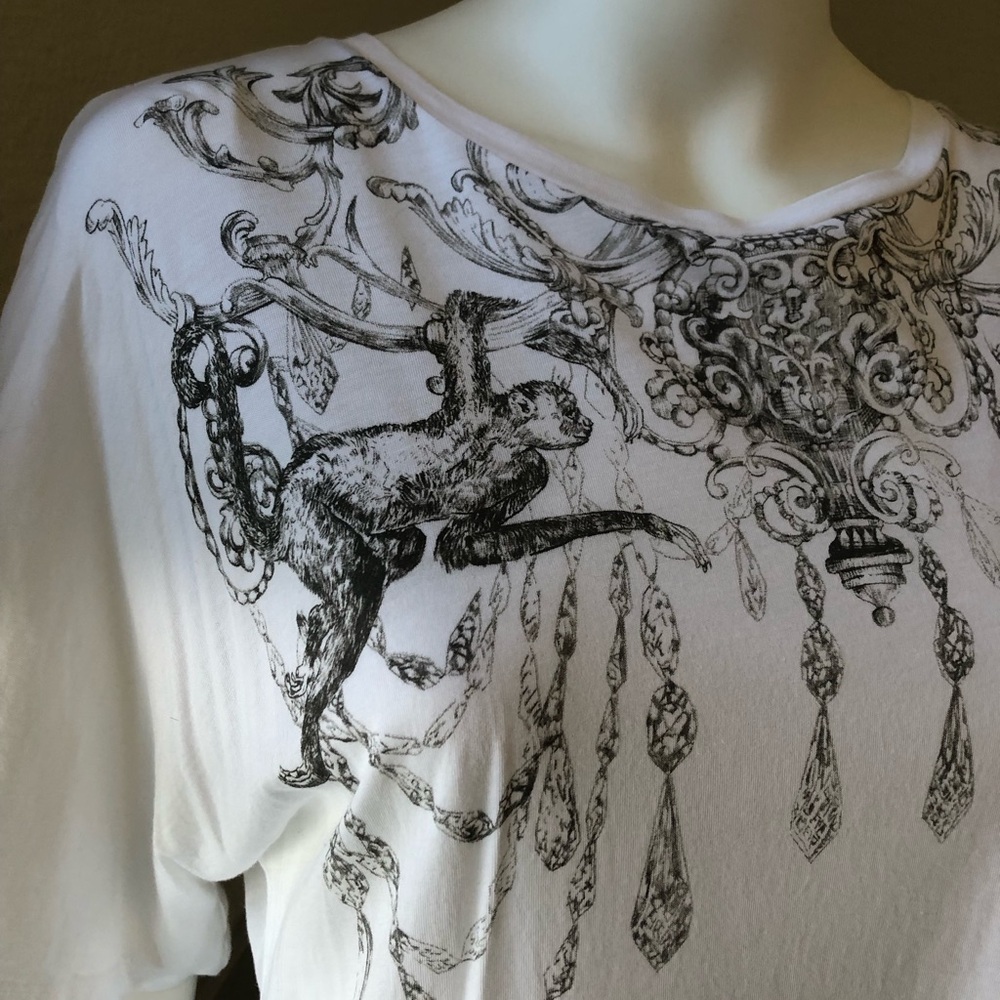 Juicy Couture Graphic tee! Small - Picture 6 of 11